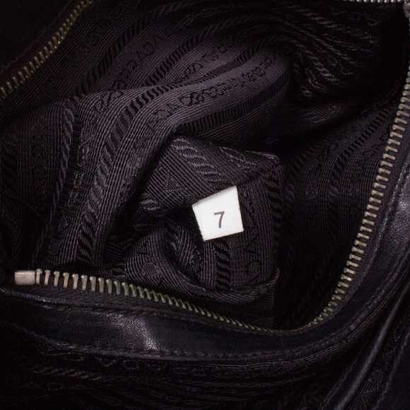 FINAL DROP🚨 PRADA Nappa Gaufre Dark Green Leather Satchel Bag - Picture 8 of 8